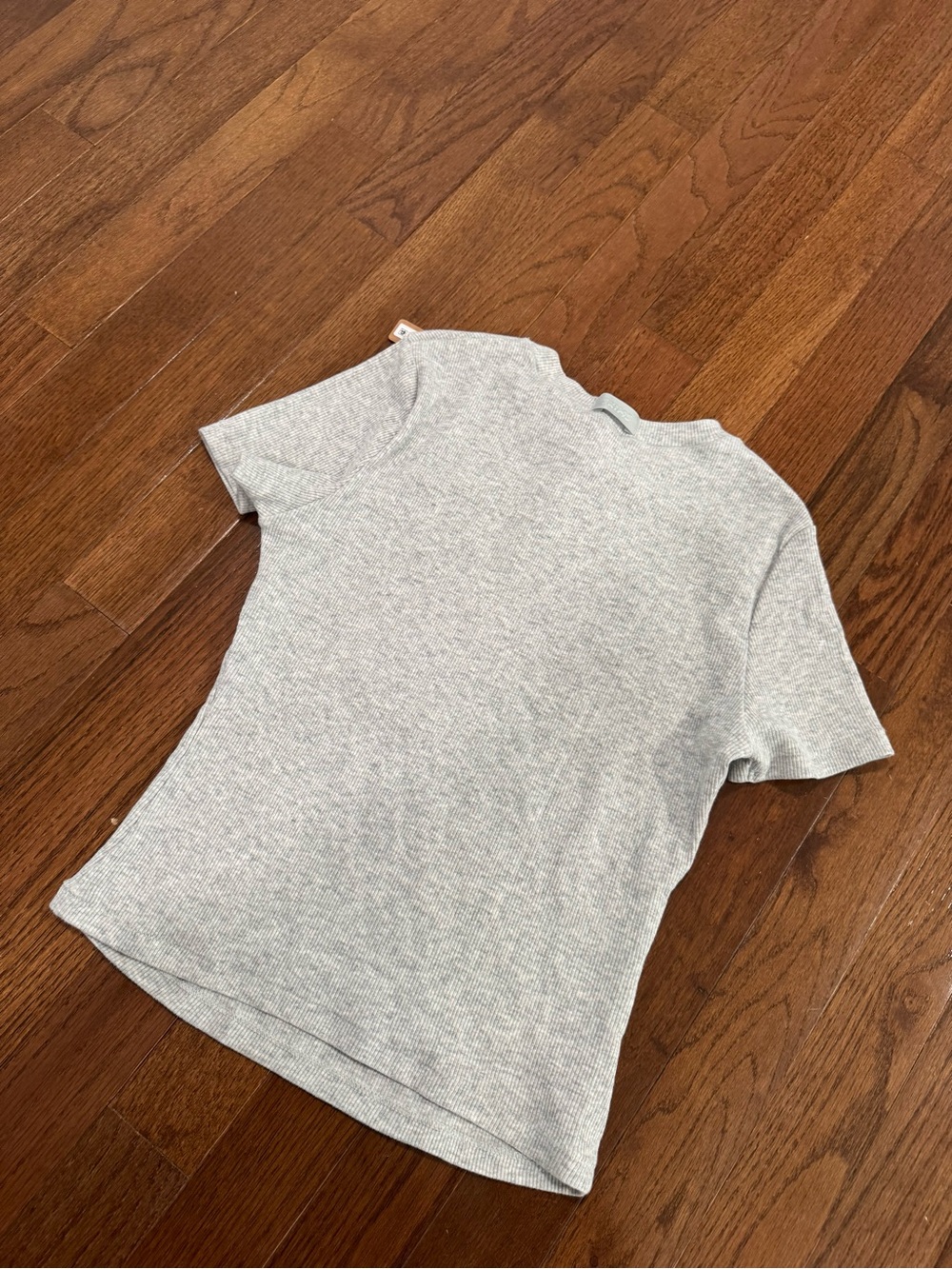 SKIMS Short Sleeve Ribbed Tee in Light Gray - Picture 10 of 10